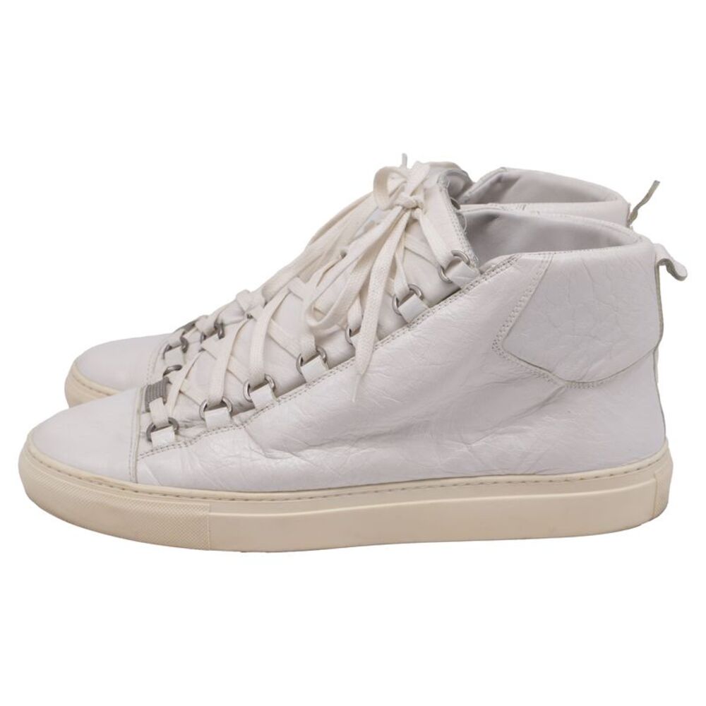Balenciaga Arena Creased High-Top Sneakers in White Leather - Picture 5 of 12